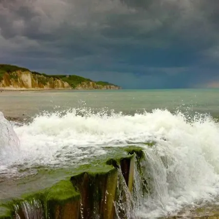 Rendez-vous Avec La Mer * Hautot-sur-Mer